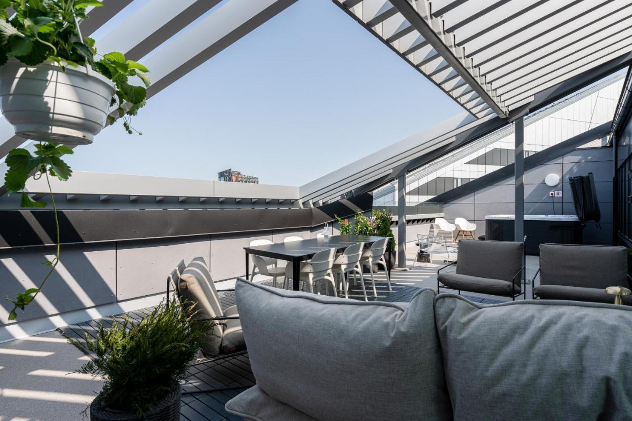 "Kansi" - 15Th Floor Penthouse With Jacuzzi & 60M2 Terrace, Hosted By 2Ndhomes Tampere Extérieur photo